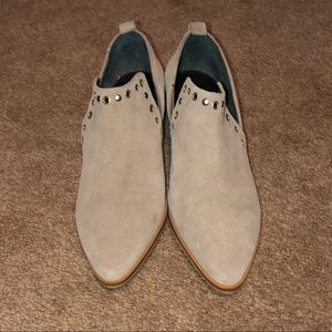 Size 9 Rebecca Minkoff tan booties